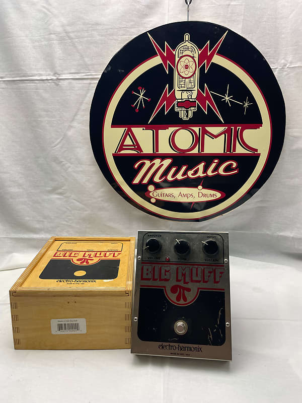 Electro-Harmonix " Classic NYC " Big Muff Pi v9 Fuzz Distortion Pedal with Wood Box - Large Chassis - 2001 Frantone Era - Missing Battery Cover image 1