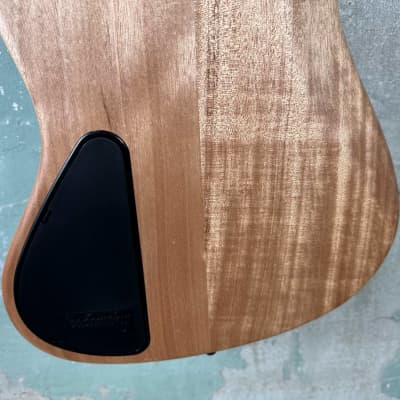 Mint Sadowsky MetroLine Limited Edition Masterbuilt M/J Bass 2024 - Marbled Padouk top with Okoume body image 11