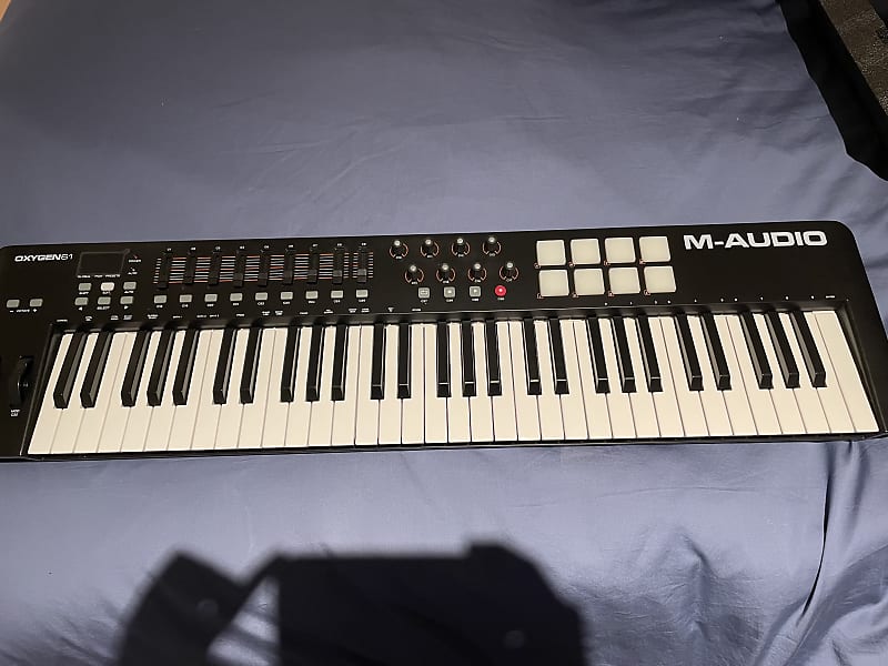 MAudio Oxygen 61 MkIV USB MIDI Controller Keyboard Reverb