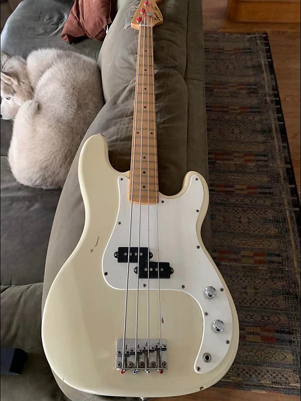 Fender Squire Precision Bass Reverb