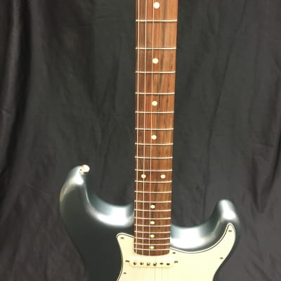 Fender Vintera 60’s Stratocaster - Ice Blue Metallic image 7