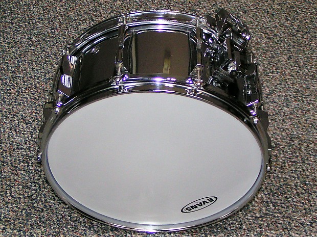 Pearl 6.5 x 14 Steel Shell Snare w/ Bridge Type Action
