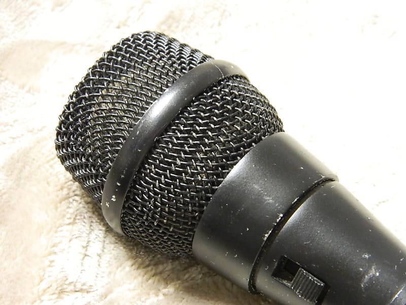 (2) Electro-Voice PL80 Dynamic Super-Cardioid + (1) Electro-Voice EV BK-1  Condenser Microphone