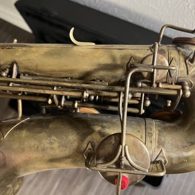 Buescher True Tone Alto Saxophone 1920s - Lacquer image 4