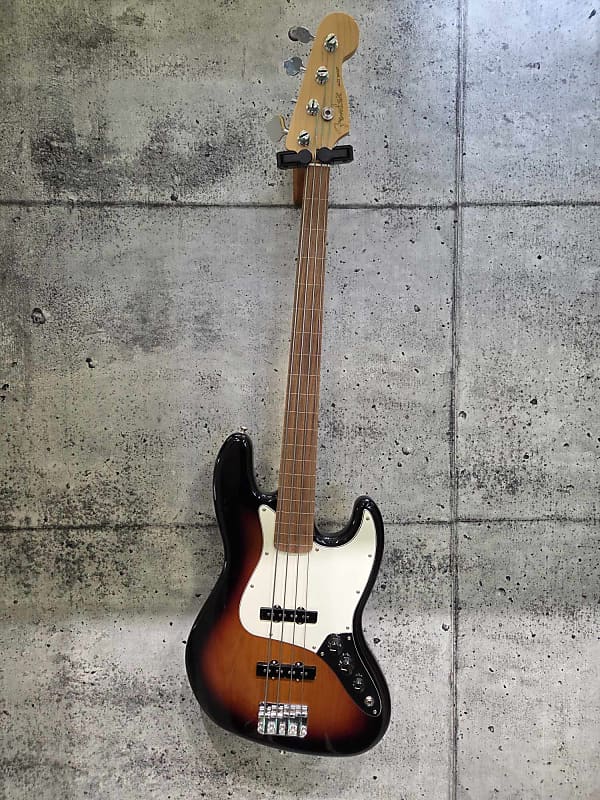 Fender Player Jazz Bass Fretless | Reverb Canada