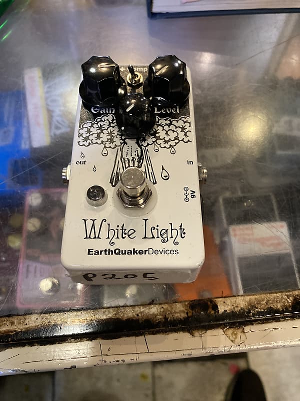 EarthQuaker Devices White light