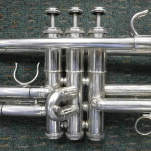 Getzen 700 Eterna II Trumpet with 3 Mouthpieces | Reverb Getzen 700 Eterna II Trumpet with 3 Mouthpieces | Reverb