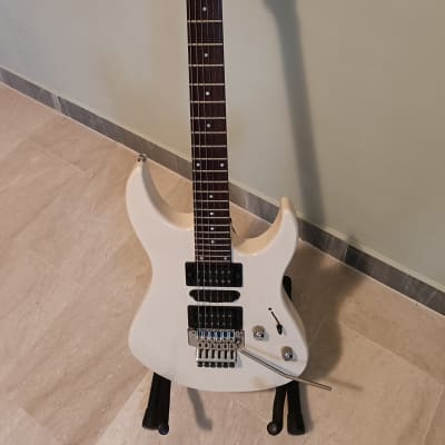 Yamaha RGX 321 1991 - White image 15