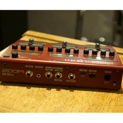 Zoom B3n Multi-Effects Processor For Bass Guitar - Used | Reverb