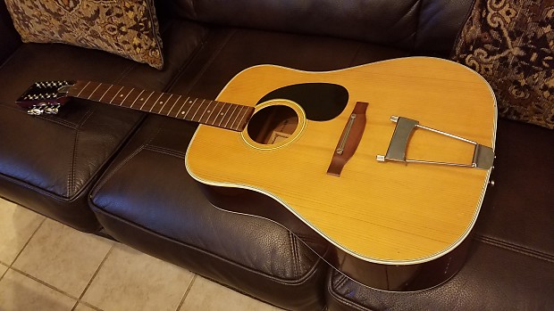 Kingston 12 shop string guitar