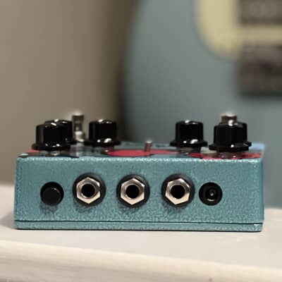 Keeley Monterey Rotary Fuzz Vibe 2016 - Present - Blue / Graphic image 3