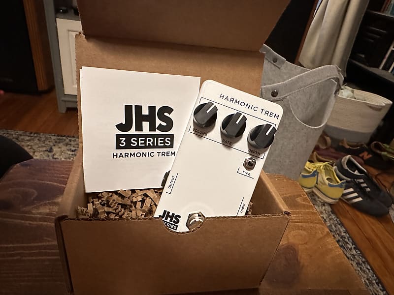 JHS 3 Series Harmonic Trem