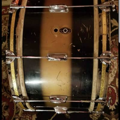Slingerland 22" Bass Drum 
1961 - 1963
 Black/Gold Duco image 5
