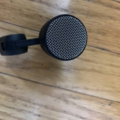 Sennheiser MD 504 Drum Microphone Reverb