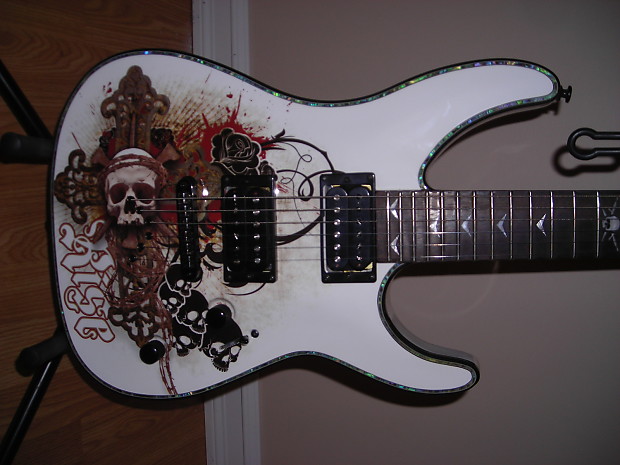 Dean Vendetta Resurrection 2013 white skulls graphic | Reverb