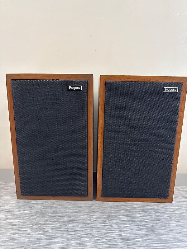 ls3/5a speakers