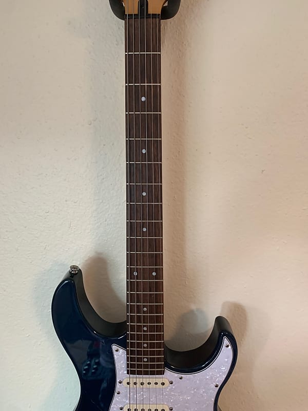 Yamaha Pacifica PAC604w 1990s - Blue Alder Body Rosewood