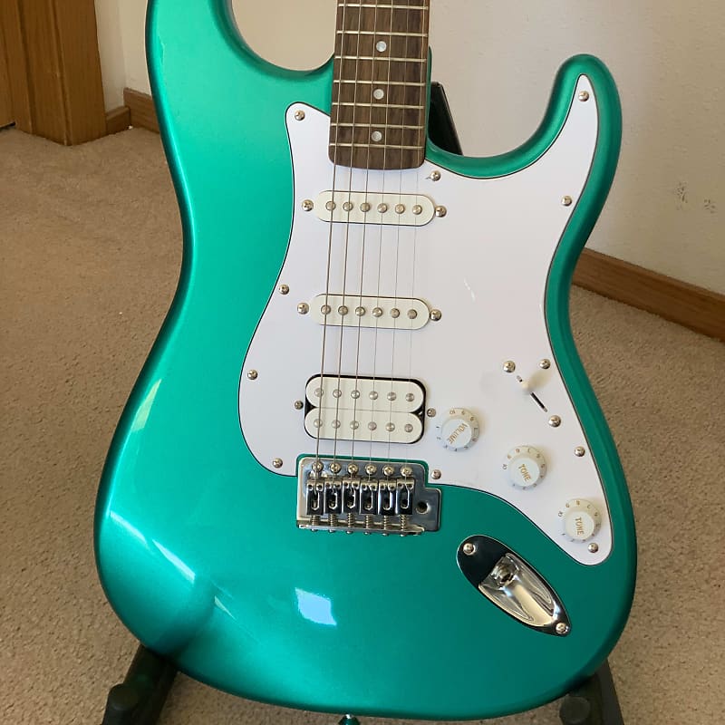 Squier affinity stratocaster hss race green cheap