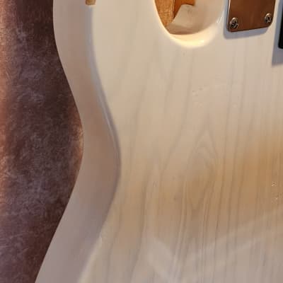 50's Fender Telecaster with Tremolo (2003-2007) - Maple Fingerboard-White Blonde image 8