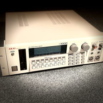 Akai S1000  Digital Sampler