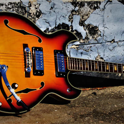 Conrad 40080 Barney Kessel 1973 Sunburst.  Made in Japan. Incredible. Rare. Excellent  Kasuga Guitar for sale