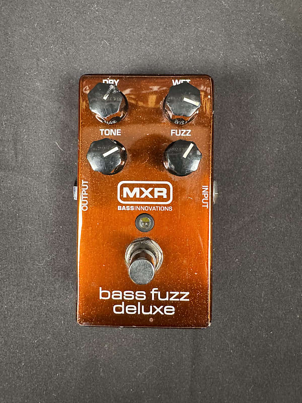 MXR M84 Bass Fuzz Deluxe