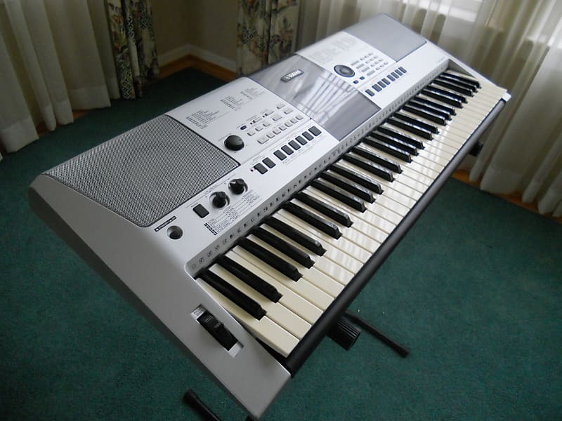 Yamaha PSR-E413 | Reverb