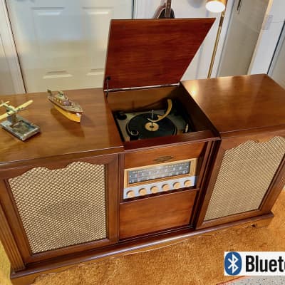 Concert Grand 1ST800F French Provincial Radio Magnavox Co