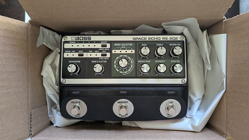 Boss RE-202 Space Echo