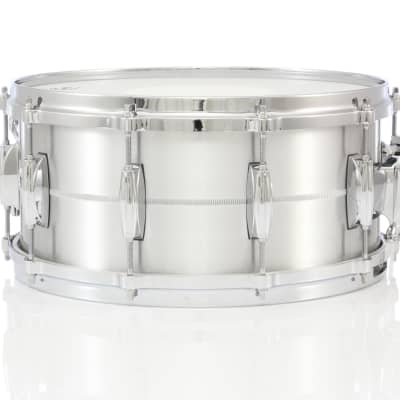 Gretsch USA Custom 6.5x14 Solid Aluminum Snare Drum image 3