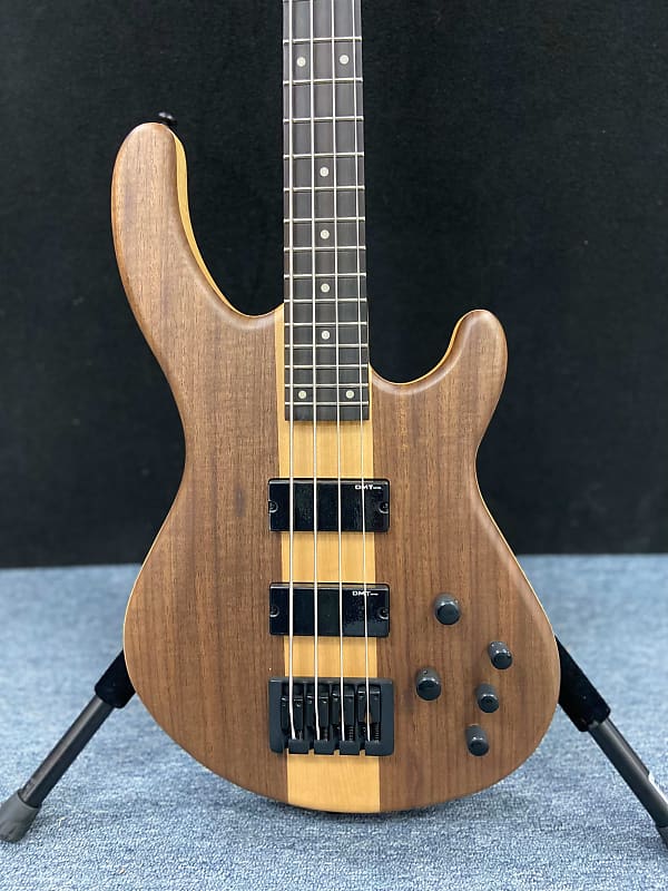 Dean Edge Select Walnut Satin  Natural 4 String Active Bass   New! image 1