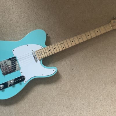 Chord CAL62M-SBL Electric Guitar in Surf Blue for sale