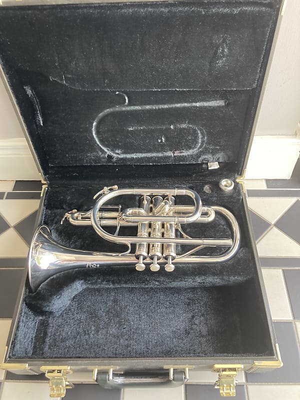 Yamaha YCR8335G Xeno Bb Cornet Silverplate