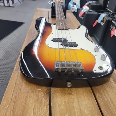 Crate Electra 4 String P Style Bass 1990s 3 Tone Sunburst image 8