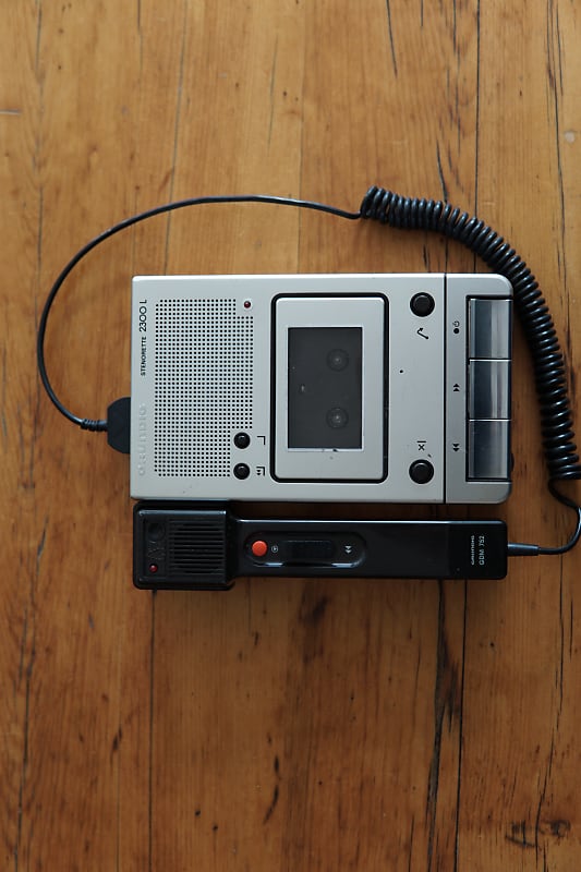 Vintage Silver Mini Cassette recorder (Grundig Stenorette 2300)