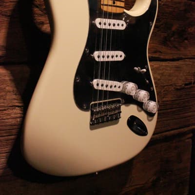 Fender Nile Rodgers Hitmaker Stratocaster Electric Guitar, Maple Fingerboard, Olympic White image 4