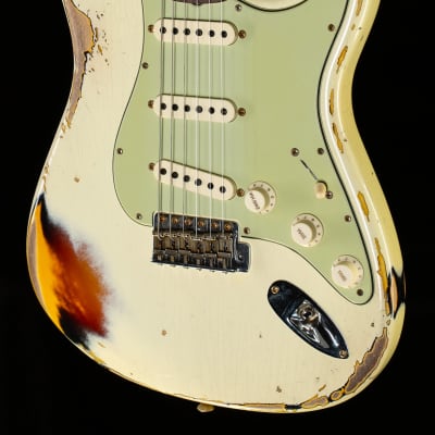 Fender Custom Shop 1961 Stratocaster Heavy Relic Aged Vintage White/3-Color Sunburst (273) image 1