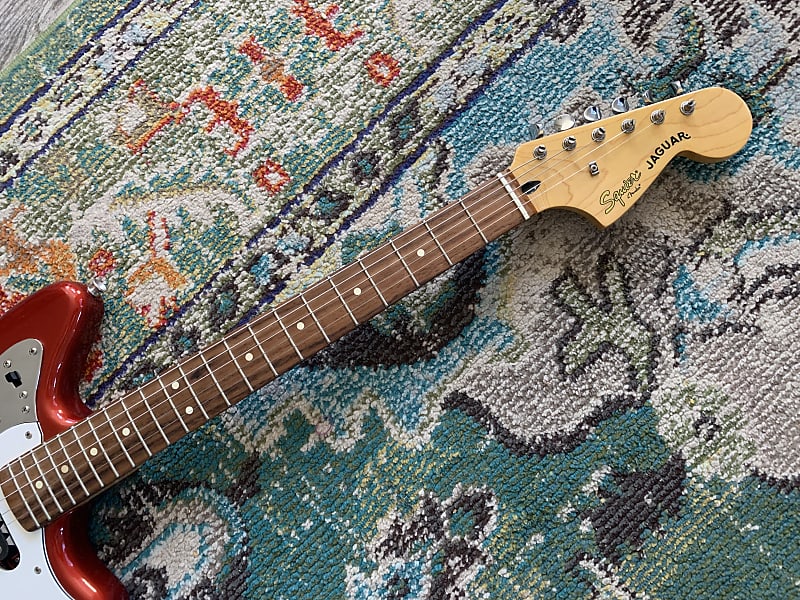 Squier Vintage Modified Jaguar with Upgraded pickups! 2018 - 2019