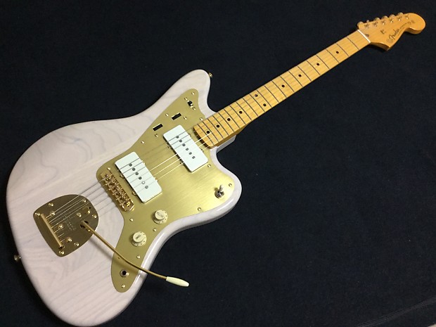 Jazzmaster top maple neck