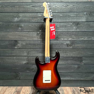 Fender Player Series Stratocaster Maple Fingerboard MIM Electric Guitar Sunburst image 12