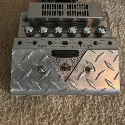 Mesa Boogie V-Twin Tube Preamp Pedal