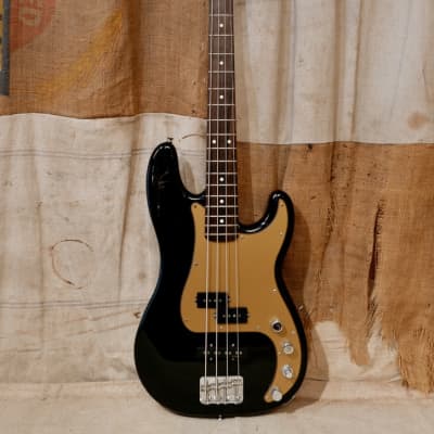 Fender Deluxe Active Precision Bass Special