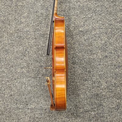 D Z Strad Viola- Model N2011- Viola Outfit w/ Extra Bow (15.5 Inch) image 8