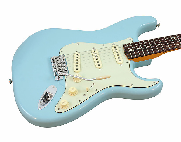 Fender stratocaster hot sale daphne blue