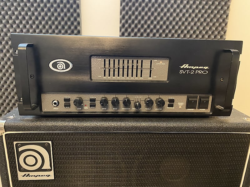 Ampeg SVT-2 PRO 300-Watt Rackmount Bass Amp Head 1999 - 2006 - Black