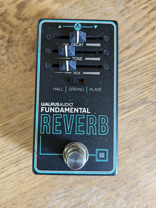 Walrus Audio Fundamental Reverb