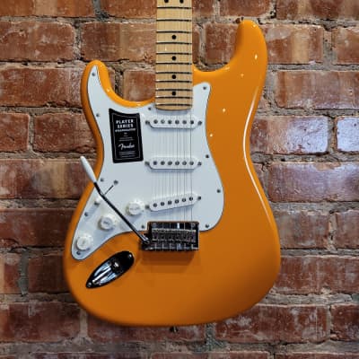 Fender Player Stratocaster - Maple Fingerboard - Capri