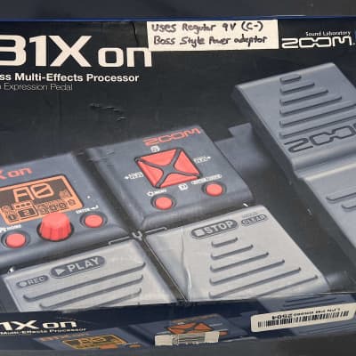USED Zoom Player 1010 Multi FX Digital Stomp Pedal Guitar