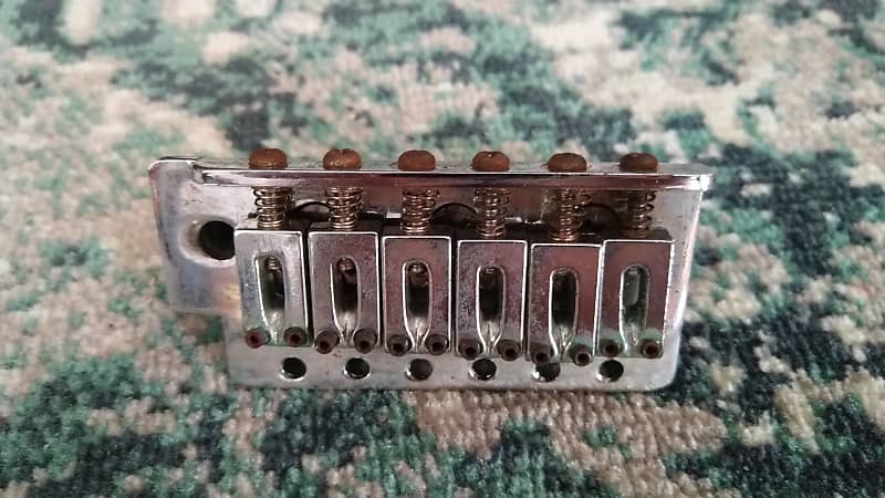 Squier Bullet Stratocaster 2005 bridge | Reverb