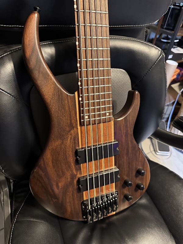 Peavey Grind Bass 6 NTB 6-String Neck-Thru Electric Bass